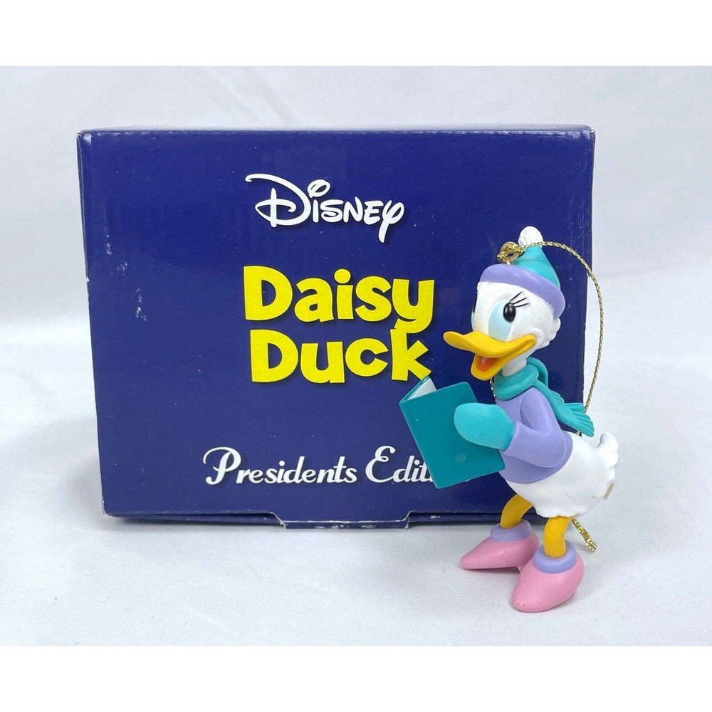 Grolier President's Edition Disney Daisy Duck Ornament Caroler Songbook Scarf‎